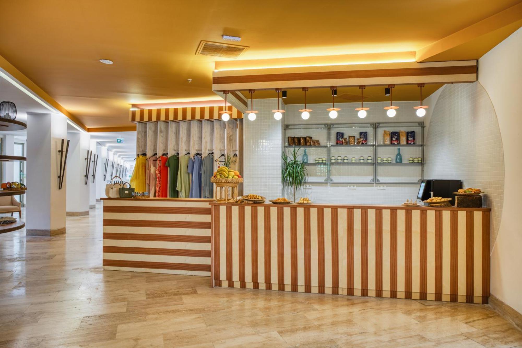 Marti La Perla - Adult Only+16 Resort